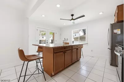 331 Newark Ave, Union Township, NJ 07083 - Photo 9