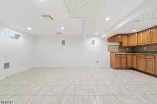 331 Newark Ave, Union Township, NJ 07083 - Photo 25