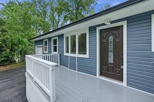 36 Ruth St, Hopatcong, NJ 07874 - Photo 25