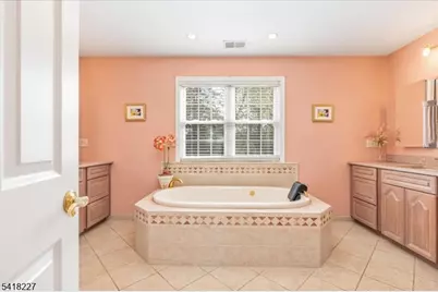 29 Mohawk Trl, Westfield, NJ 07090 - Photo 19