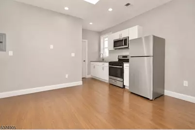 219 Sussex Ave, Newark, NJ 07103 - Photo 17