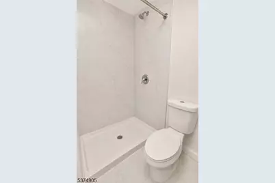 219 Sussex Ave, Newark, NJ 07103 - Photo 15