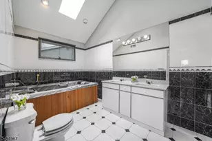 45 Holyoke Ct, Wayne, NJ 07470 - Photo 21