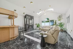 45 Holyoke Ct, Wayne, NJ 07470 - Photo 3