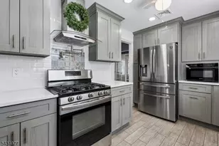 14 Chestnut Terrace, Bloomfield, NJ 07003 - Photo 7