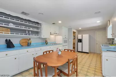 18 Stiles Road, Warren Township, NJ 07059 - Photo 13