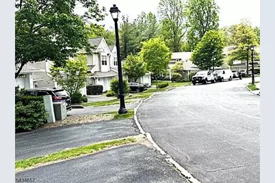 91 Woodmont Dr, Randolph Township, NJ 07869 - Photo 3