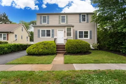 14 Locust St, Madison, NJ 07940 - Photo 1
