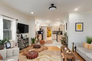 14 Locust St, Madison, NJ 07940 - Photo 5