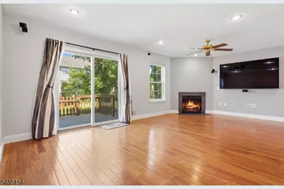 8 Ashley Ct, Franklin Township, NJ 08873 - Photo 13