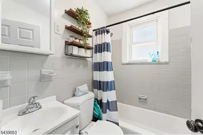 30 Rockview Ter, North Plainfield, NJ 07060 - Photo 5