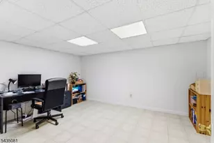 10 Dickens Ct, Morris Township, NJ 07960 - Photo 23