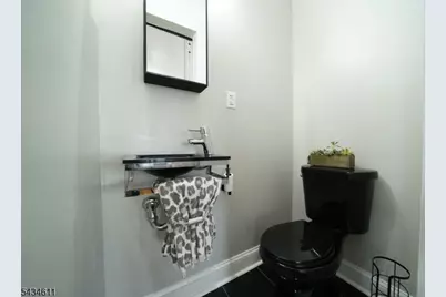 158 Maple St, West Orange Township, NJ 07052 - Photo 17