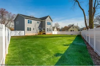 302 West Ln, Clark Township, NJ 07066 - Photo 25
