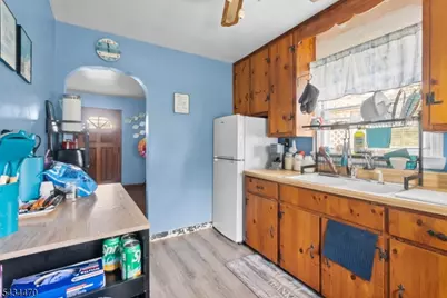116 S 8th St, Lopatcong Township, NJ 08865 - Photo 9