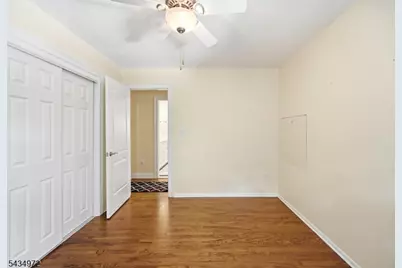 46 Westminster Dr, Parsippany, NJ 07054 - Photo 19