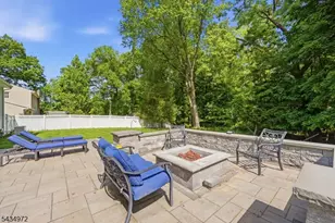 46 Westminster Dr, Parsippany, NJ 07054 - Photo 25