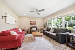 46 Westminster Dr, Parsippany, NJ 07054 - Photo 3