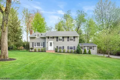 28 Spring Ridge Dr, Berkeley Heights Township, NJ 07922 - Photo 1
