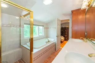 4 Hamilton Ct, Hanover Township, NJ 07981 - Photo 19
