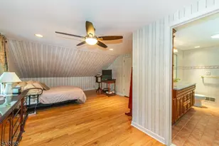 4 Hamilton Ct, Hanover Township, NJ 07981 - Photo 17