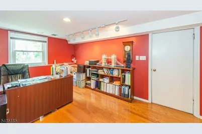 4 Hamilton Ct, Hanover Township, NJ 07981 - Photo 21
