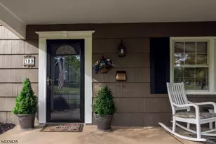 189 Berger St, Franklin Township, NJ 08873 - Photo 3