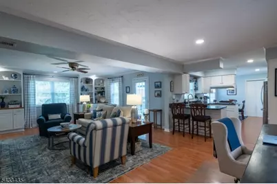 189 Berger St, Franklin Township, NJ 08873 - Photo 9