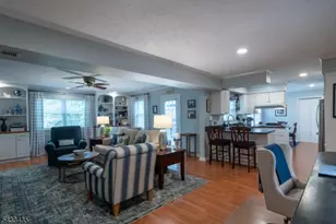 189 Berger St, Franklin Township, NJ 08873 - Photo 9