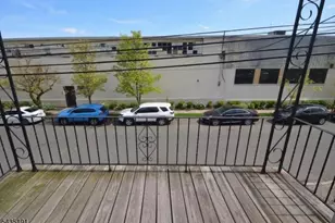 21 Walnut St, Clifton, NJ 07013 - Photo 3