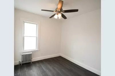 21 Walnut St, Clifton, NJ 07013 - Photo 5