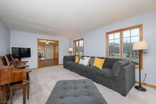 3 Tara Ct, Hardwick Township, NJ 07825 - Photo 5