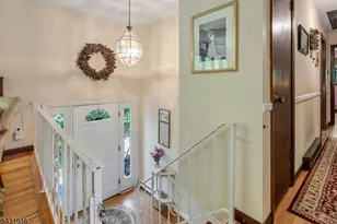 19 Rabbit Run Dr, West Milford, NJ 07435 - Photo 5