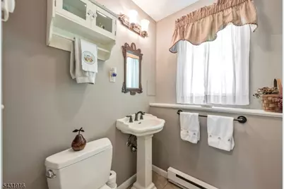 19 Rabbit Run Dr, West Milford, NJ 07435 - Photo 25