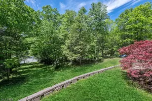19 Rabbit Run Dr, West Milford, NJ 07435 - Photo 3