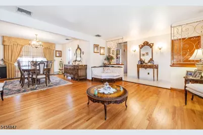27 Bartsch Ave, Woodland Park, NJ 07424 - Photo 5