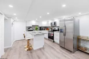 58 Park Ave, East Orange, NJ 07017 - Photo 11