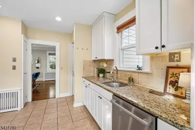 26 Mountain Ave, Maplewood, NJ 07040 - Photo 17