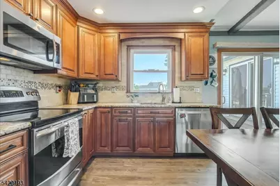 25 Louise Dr, Manville, NJ 08835 - Photo 13