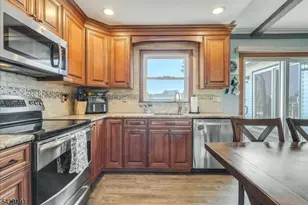 25 Louise Dr, Manville, NJ 08835 - Photo 13