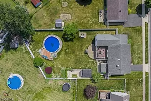 25 Louise Dr, Manville, NJ 08835 - Photo 43