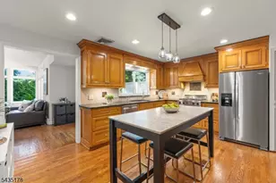 50 Colonial Way, Millburn Twp., NJ 07078 - Photo 7