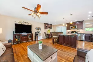 42 Summit Rd, Jefferson Township, NJ 07438 - Photo 9