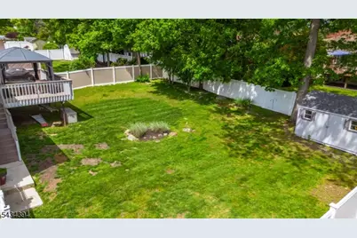 42 Summit Rd, Jefferson Township, NJ 07438 - Photo 25
