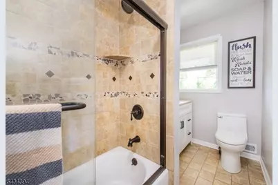 42 Summit Rd, Jefferson Township, NJ 07438 - Photo 15