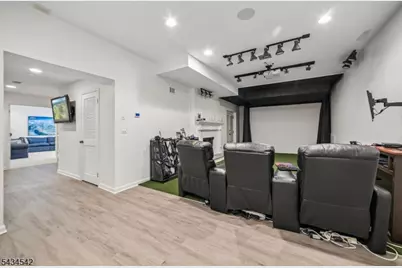 11 Cayuga Way, Millburn, NJ 07078 - Photo 23
