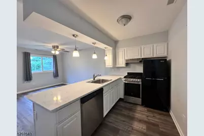 2 Gunstock Dr, Vernon, NJ 07462 - Photo 3