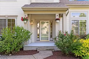 6 Crestwood Cir, Mount Olive, NJ 07828 - Photo 3