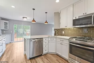 6 Crestwood Cir, Mount Olive, NJ 07828 - Photo 11