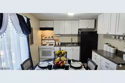 237-239 Smith St, Newark, NJ 07106 - Photo 11